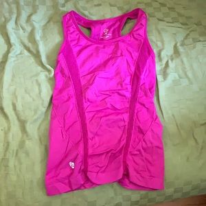 Athletic tank top